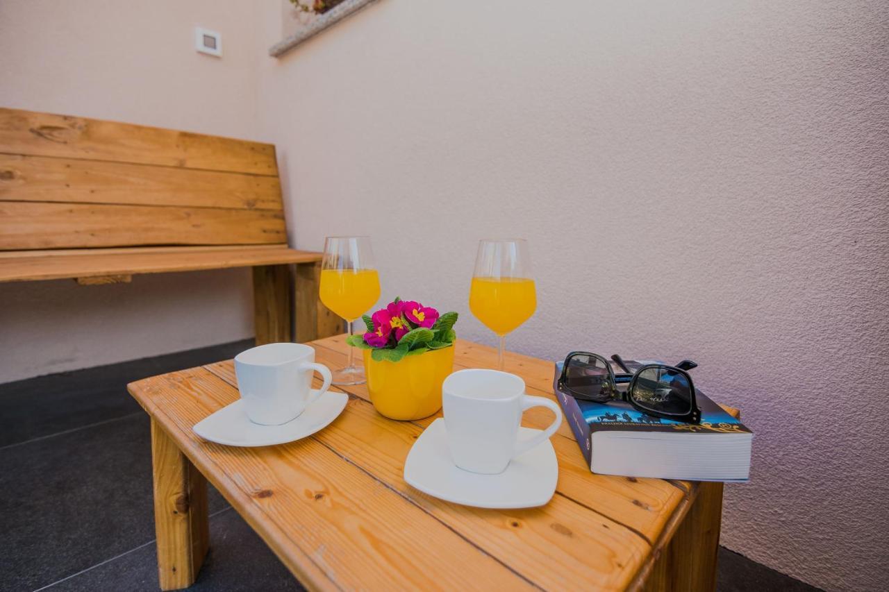 Lovely Apartment M&K In Peaceful Area - Zadar Exterior foto